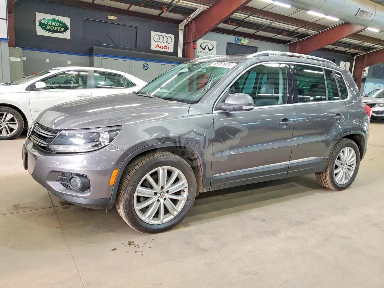 Volkswagen Tiguan 2.0L 4 2015