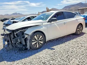 Nissan Altima 2.5L 4 2021