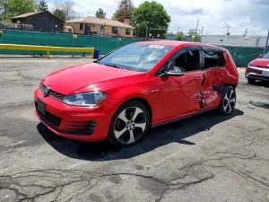 Volkswagen Golf 2L 4 2016