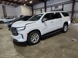 Chevrolet Suburban 5.3L 8 2023