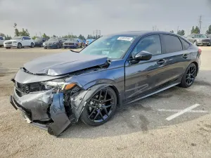 Honda Civic 2.0L 4 2025
