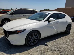 Mazda 3 2.5L 4 2024