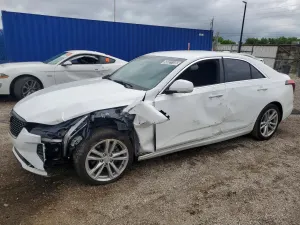 Cadillac CT4 2.0L 4 2026