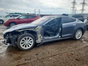 Tesla Model S 2018