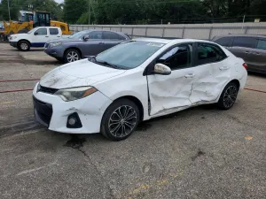 Toyota Corolla 1.8L 4 2015