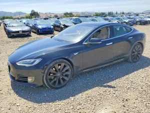 Tesla Model S 2016