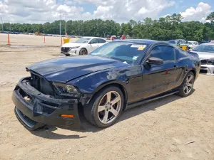 Ford Mustang 3.7L 6 2014