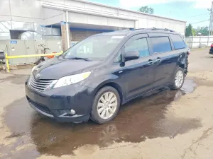 Toyota Sienna 3.5L 6 2017