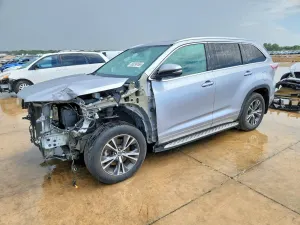Toyota Highlander 3.5L 6 2016