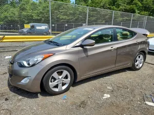 Hyundai Elantra 1.8L 4 2013