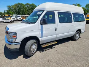 Ford Econoline 4.6L 8 2013
