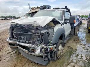 Ford F550 6.7L 8 2015