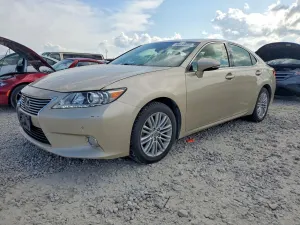Lexus ES 3.5L 6 2013