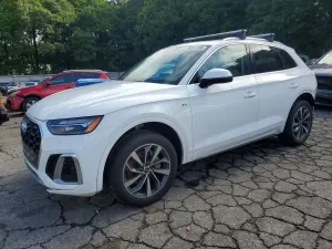 Audi Q5 2.0L 4 2022