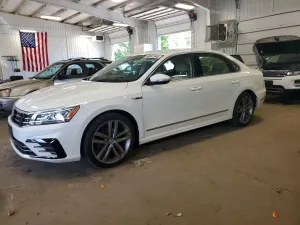 Volkswagen Passat 1.8L 4 2017