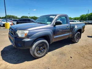 Toyota Tacoma 2.7L 4 2012