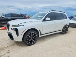 BMW X7 3.0L 6 2023