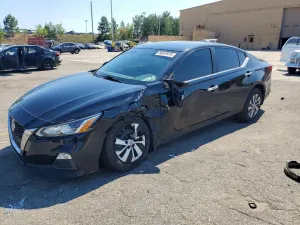 Nissan Altima 2.5L 4 2019
