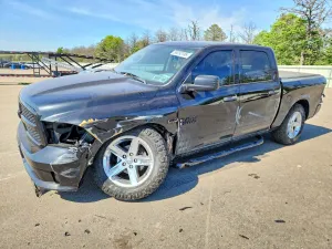 RAM 1500 5.7L 8 2018