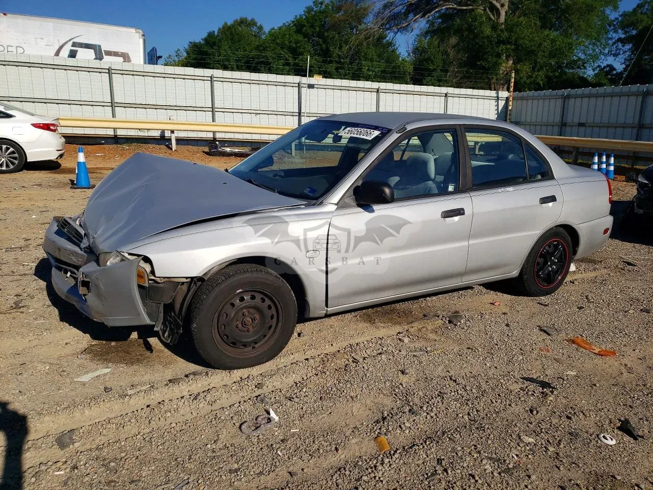Mitsubishi Mirage 1.8L 4 2001