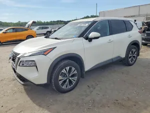 Nissan Rogue 2.5L 4 2021