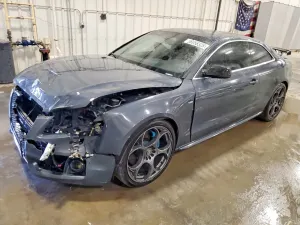 Audi S5 4.2L 8 2011
