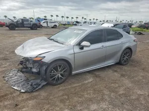 Toyota Camry 2.5L 4 2022