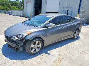 Hyundai Elantra 1.8L 4 2012