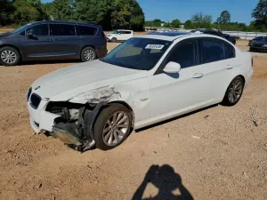 BMW 3 Series 3.0L 6 2011