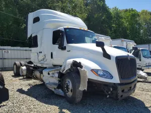 International LT Series 15.0L 6 2023