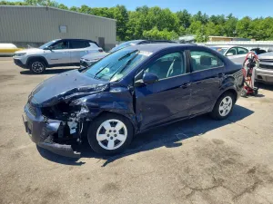 Chevrolet Aveo (Sonic) 1.8L 4 2015