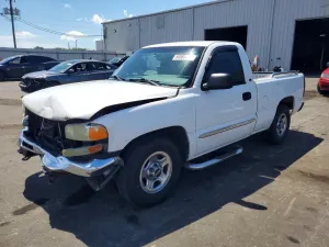 GMC Sierra 5.3L 8 2003