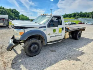 Ford F-450 6.7L 8 2015