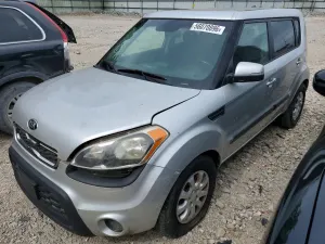 Kia Soul 2.0L 4 2013