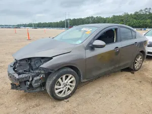 Mazda 3 2.0L 4 2013