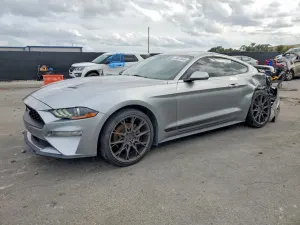 Ford Mustang 2.3L 4 2020
