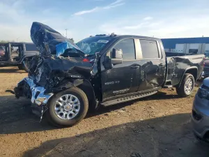 Chevrolet Silverado 1500 6.6L 8 2024