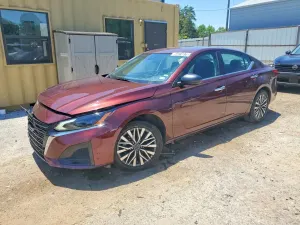 Nissan Altima 2.5L 4 2025