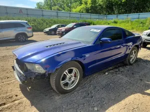 Ford Mustang 3.7L 6 2013