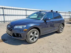 Audi Q5 2.0L 4 2020