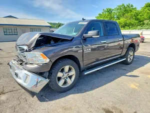 RAM 1500 5.7L 8 2018
