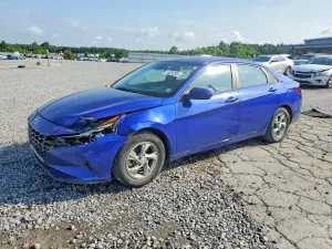 Hyundai Elantra 2.0L 4 2022