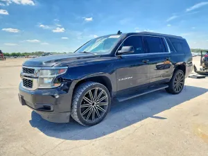 Chevrolet Suburban 5.3L 8 2016