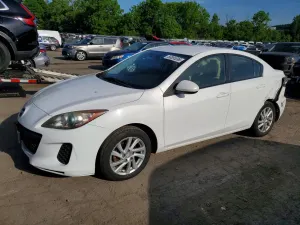 Mazda 3 2.0L 4 2012