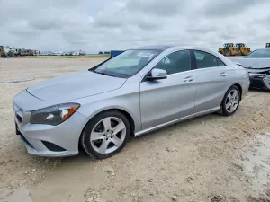 Mercedes-Benz CLA 2.0L 4 2015