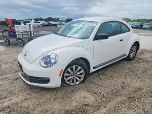 Volkswagen Beetle 2.5L 5 2013
