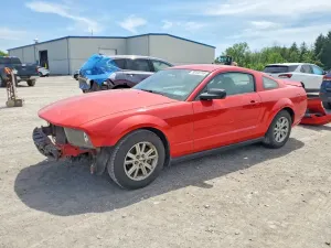 Ford Mustang 4.0L 6 2005
