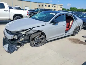 Kia K5 2.5L 4 2025