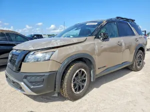 Nissan Pathfinder 3.5L 6 2025