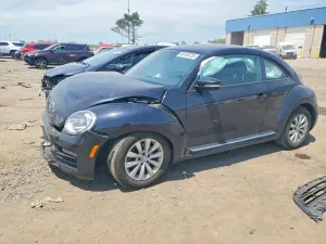Volkswagen Beetle 2.0L 4 2019